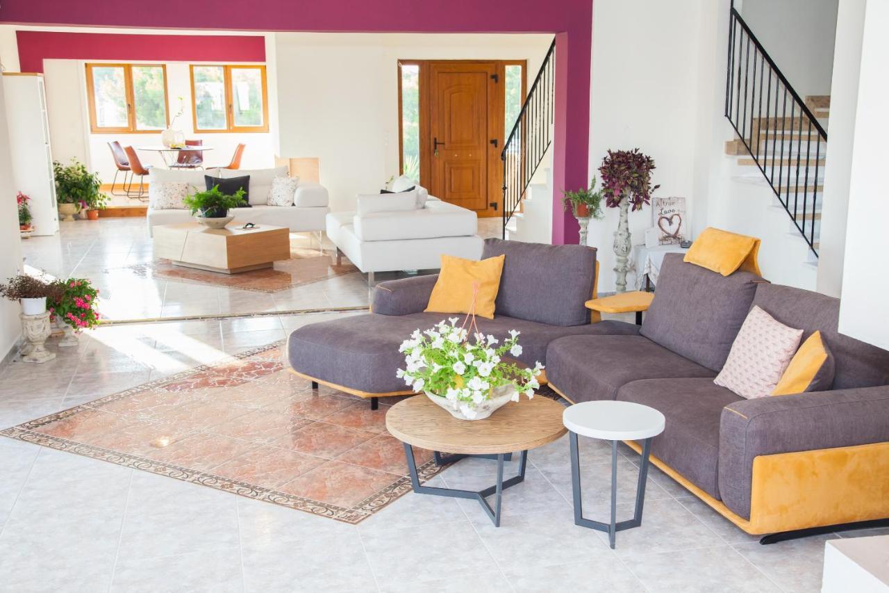 Villa Apex With Seaview 拉格尼西 外观 照片